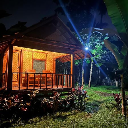 Banana Bungalows Tetebatu Rom bilde
