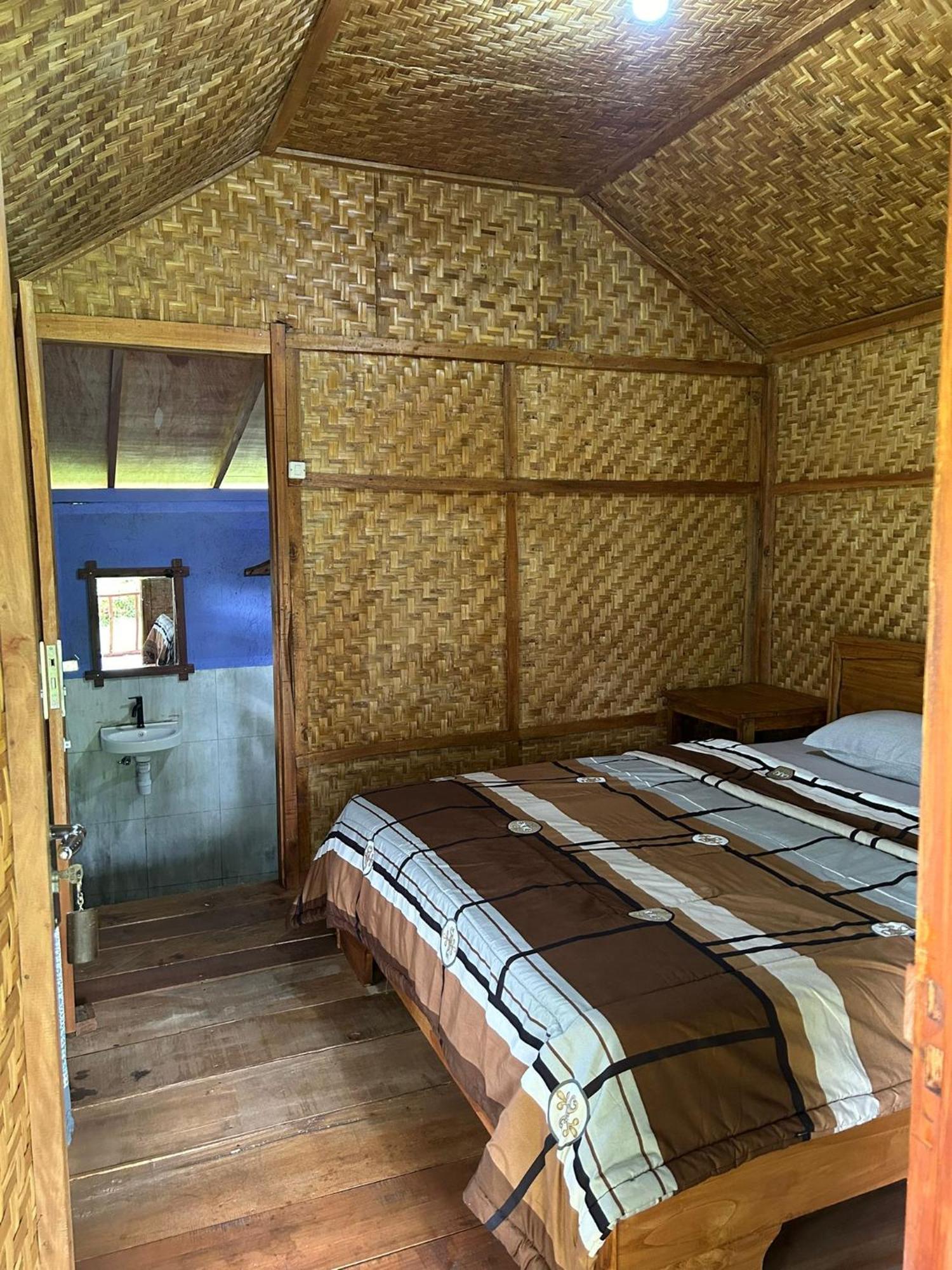 Banana Bungalows Tetebatu Eksteriør bilde