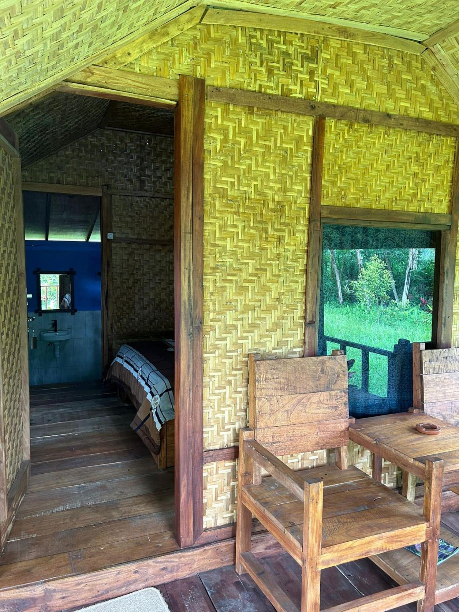 Banana Bungalows Tetebatu Rom bilde